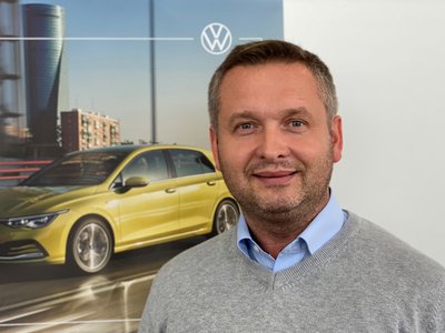 Portrait von Peter Fröhlich.